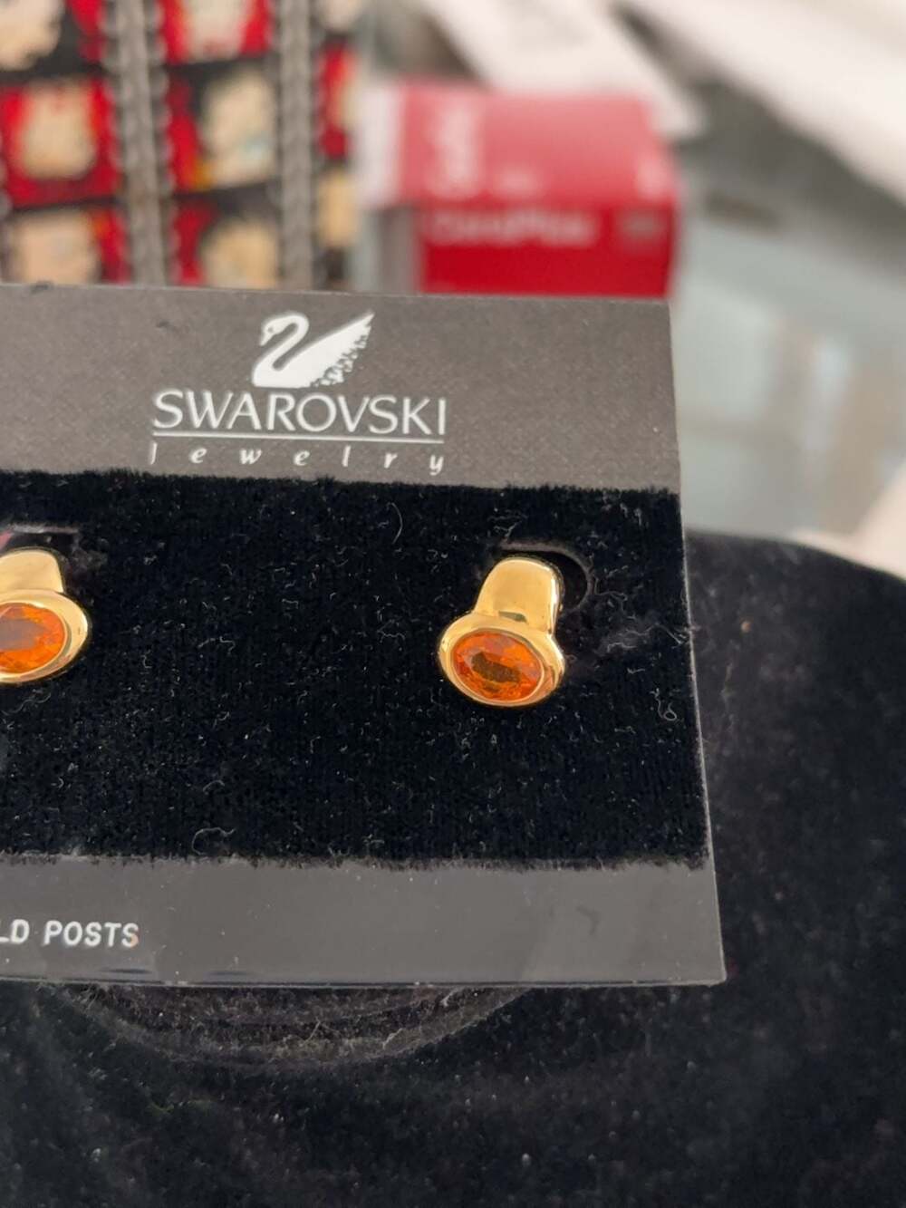 NIB Swarovski Crystal Lucky Goddess Stud Earrings 5461791 - Picture 4 of 8